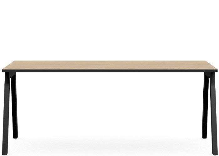 Vista_Desk_Black_Frame_Front_01web.jpg